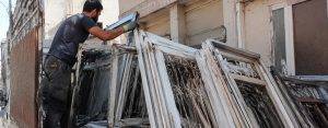 خریدار ضایعات درب و پنجره | خریدار فلزات ساختمانی تهران